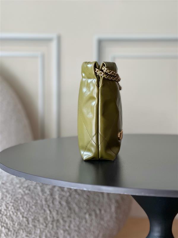 2026127215211745 600